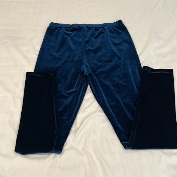 Shein size large blue velvety elastic waist slim pants like new - Picture 6 of 8